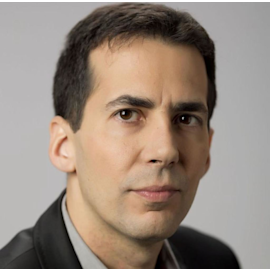 אורי גל, סמנכ״ל השיווק והתוכן בקבוצת HOT / צילום: רמי זרנגר אורי גל, סמנכ״ל השיווק והתוכן בקבוצת HOT / צילום: רמי זרנגר