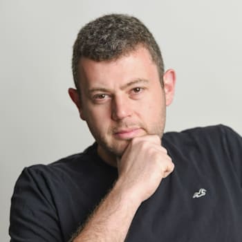 ���� ����, ONE �������� / �����: ��� ��������