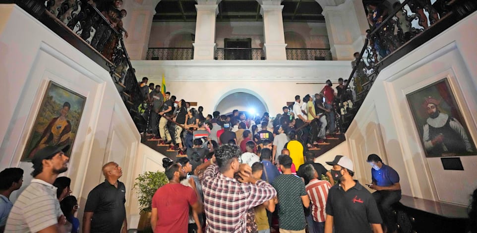 ���� ���� ����