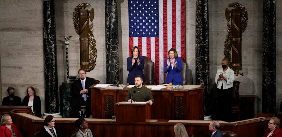 ����� ����� ����"�