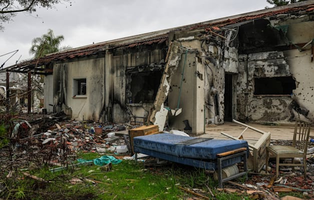 ���� ���� ������� ����� / �����: ap, Tsafrir Abayov