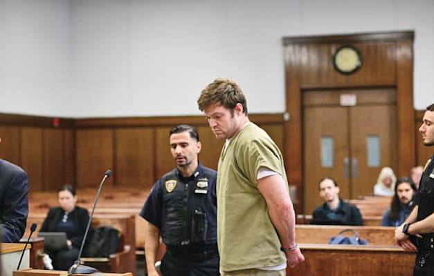 ���� ������ �� ����� ������ ���� ���� ������. ''������ ���� ����� ��� ������'' / �����: ap, Curtis Means