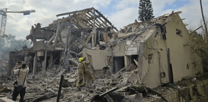 Damaged buildings in Israel from missile hit  credit: Israel Fire and Rescue Authority